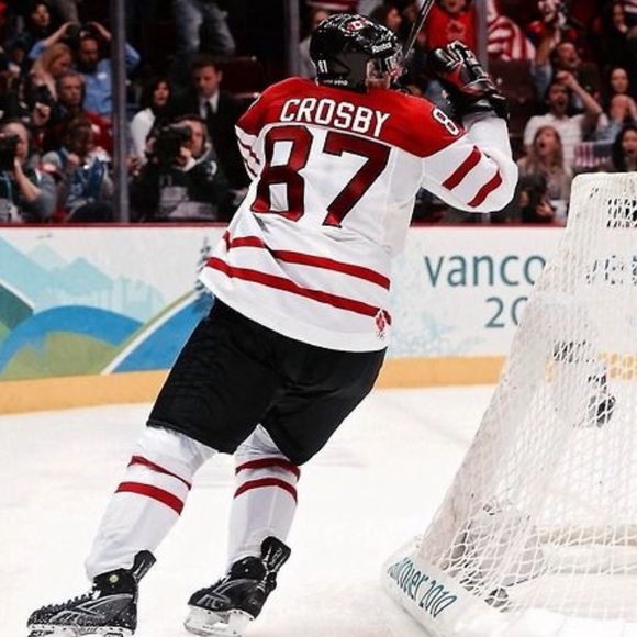 Meet your Posher, Cody - Picture 1 of 1